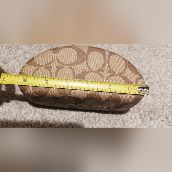 Coach sunglasses hard case - Picture 11 of 12